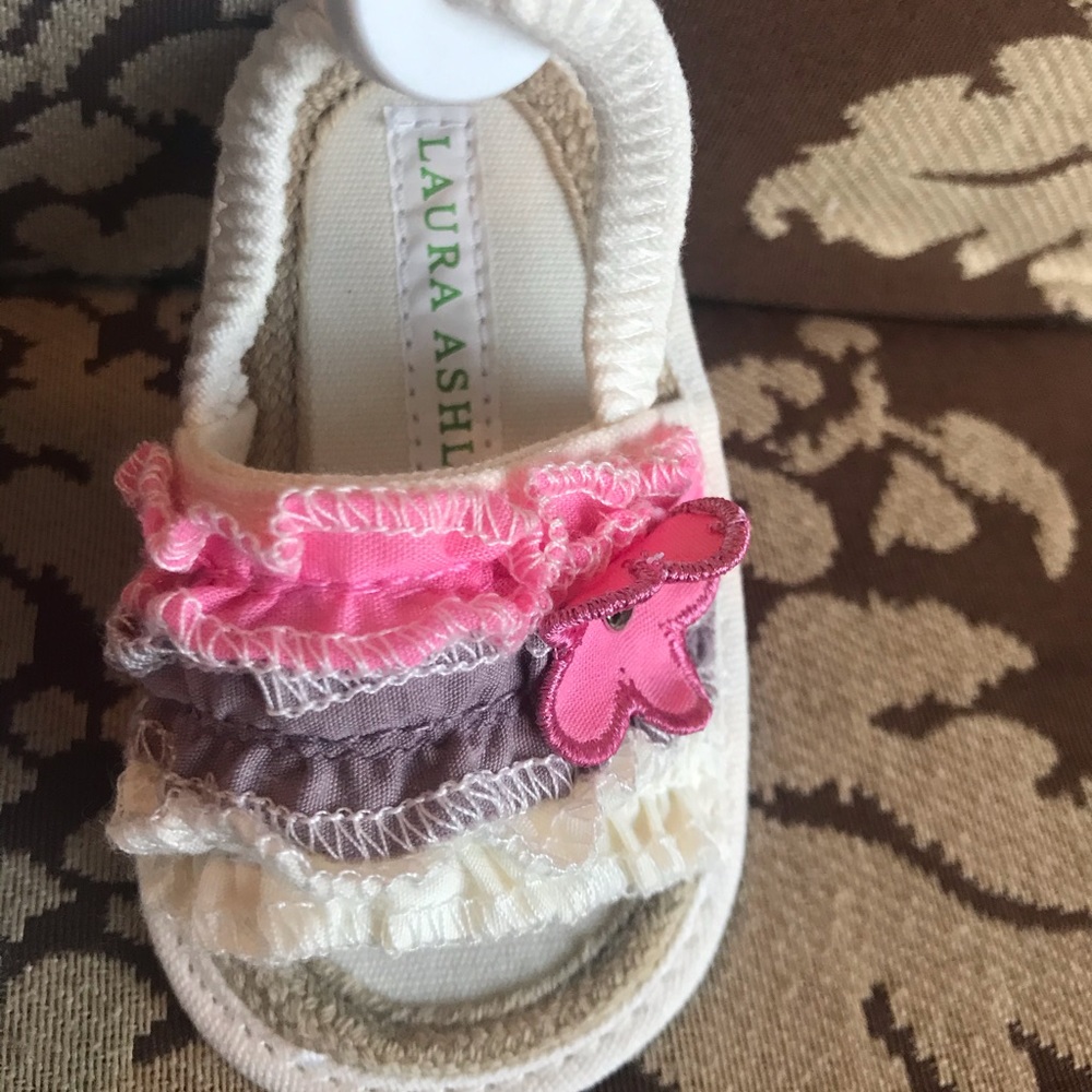 Flower shoes